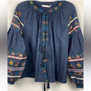 Zara peasant style embroidered top!